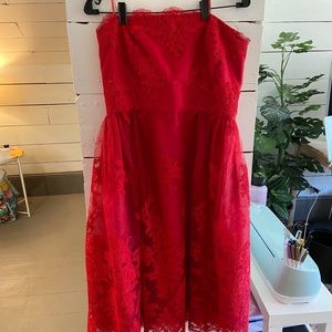 Monique Lhuillier Red Lace Dress Strapless Size 12